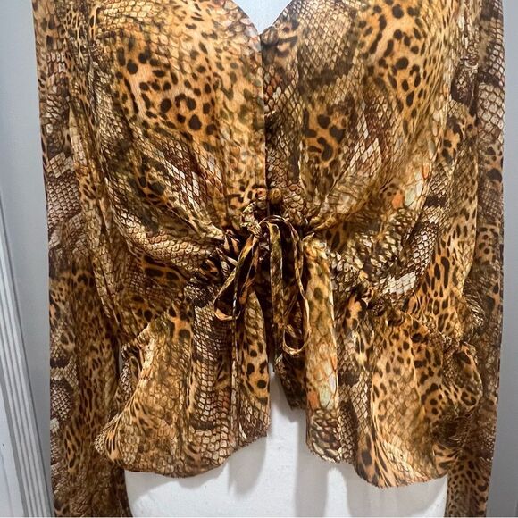 NWT L'AGENCE Multi Animal Printed Drawstring Blouse size medium - Picture 7 of 12